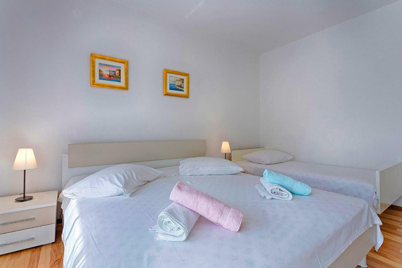 Ani In Trogir * Mittel-Dalmatien Hotel Seget Donji Ngoại thất bức ảnh